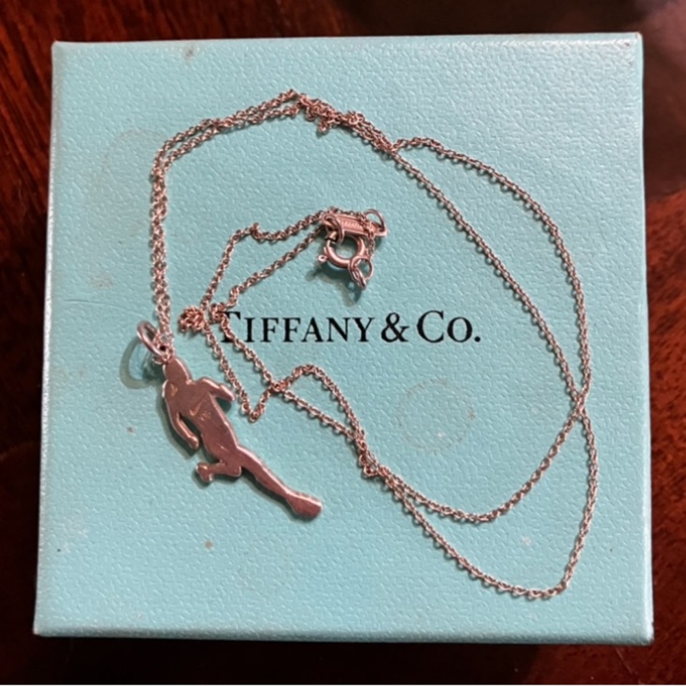 Tiffany & Co. 925 Woman’s Nike Marathon Pendant & Necklace